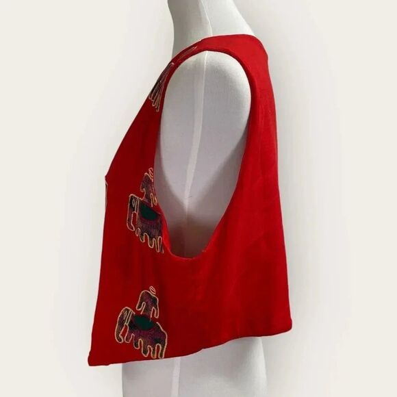 90's Vintage red embroidered vest. Women's small. Fall gold green tapestry - Picture 8 of 16